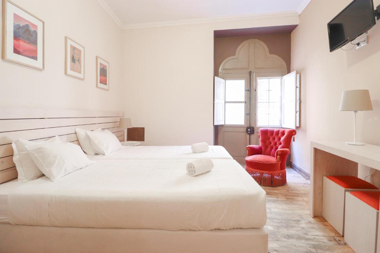 Tilia Hostel Фаро Екстериор снимка