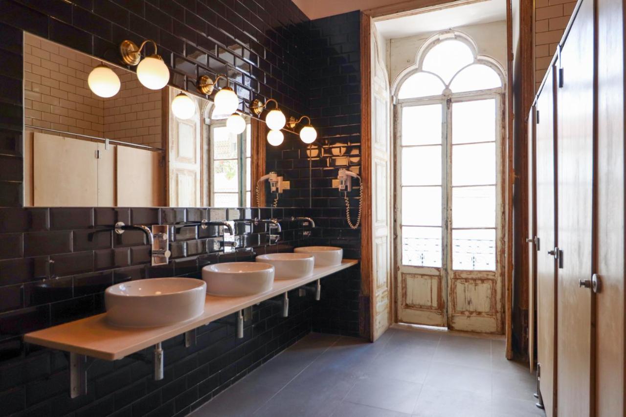 Tilia Hostel Фаро Екстериор снимка