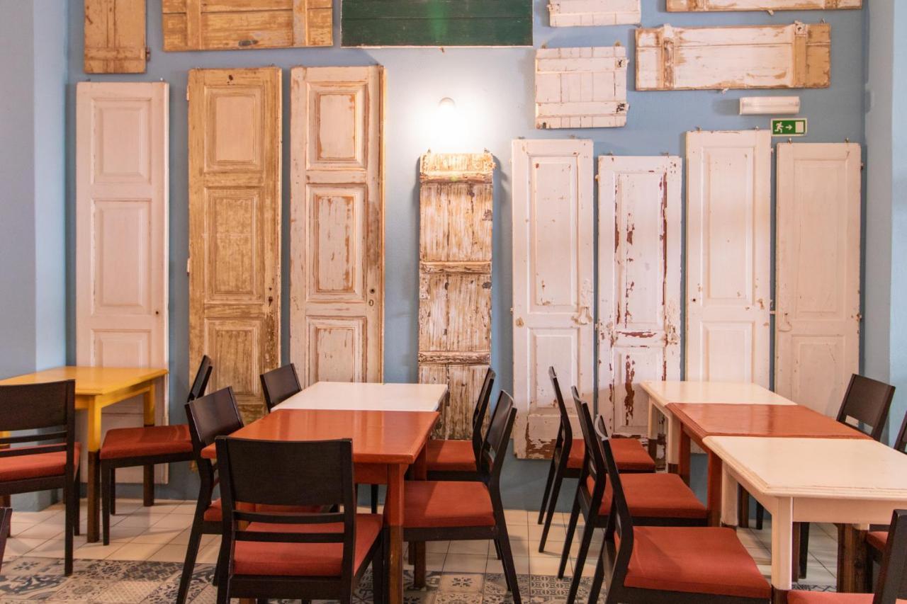 Tilia Hostel Фаро Екстериор снимка