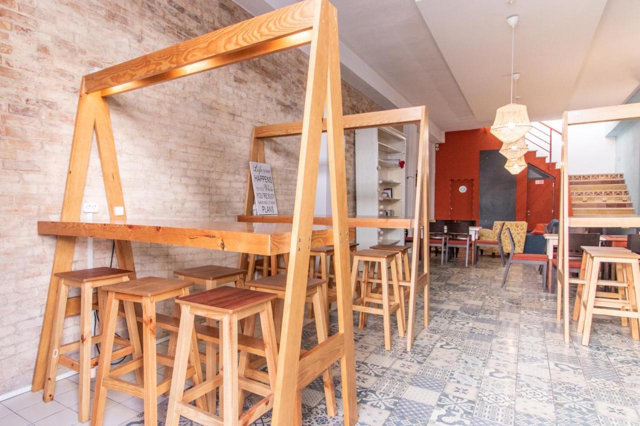 Tilia Hostel Фаро Екстериор снимка