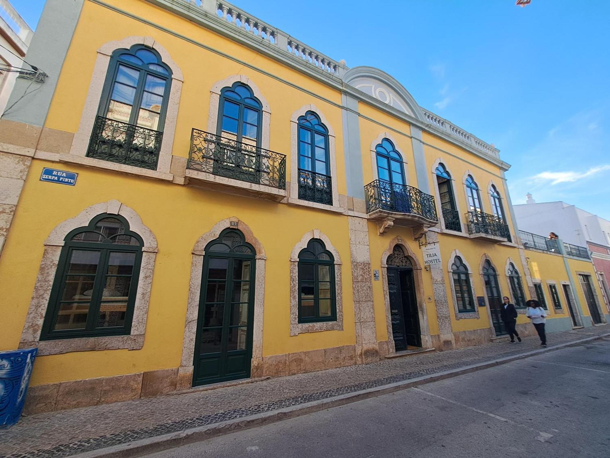 Tilia Hostel Фаро Екстериор снимка